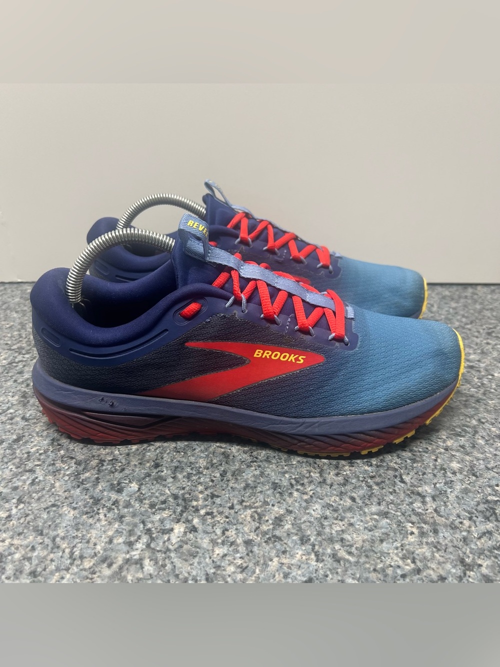 Brooks Revel 7 Running Shoes Sneakers Blue Red 1104351D402 | Men’s Size 8.5